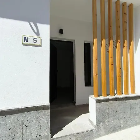 Casa Sandalio Apartment *